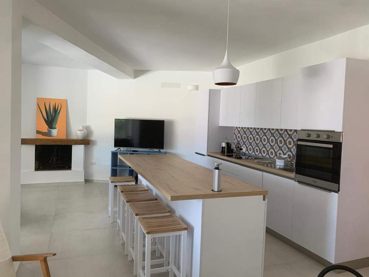 Bona Ciurrata Hotel Golfo Aranci Eksteriør billede